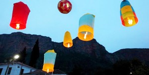 perierga.gr - 10 ελληνικά πασχαλινά έθιμα