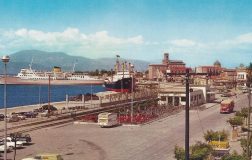 Perierga.gr - Ένα νοσταλγικό ταξίδι σε πόλεις της Ελλάδας του ΄60