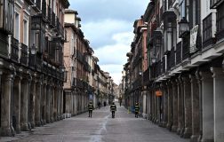 Perierga.gr - Πώς άδειασαν οι άλλοτε πολυσύχναστες πόλεις