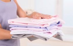 Perierga.gr - Πώς να διπλώνετε τα ρούχα σας σαν επαγγελματίες;